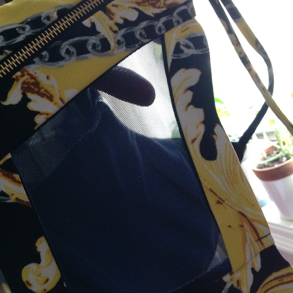 Racerback Printed Bodycon Dress_S Juniors - Picture 10 of 13